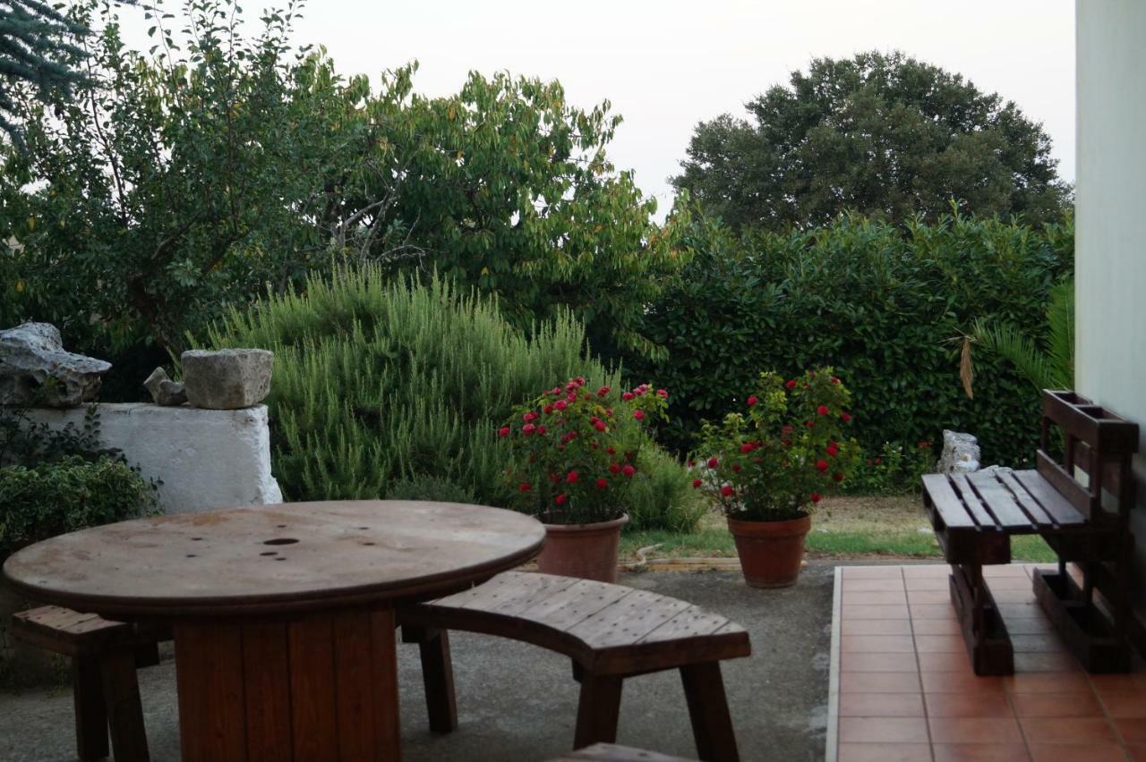 La Casa Del Nonno Bed and Breakfast Alberobello Exteriör bild